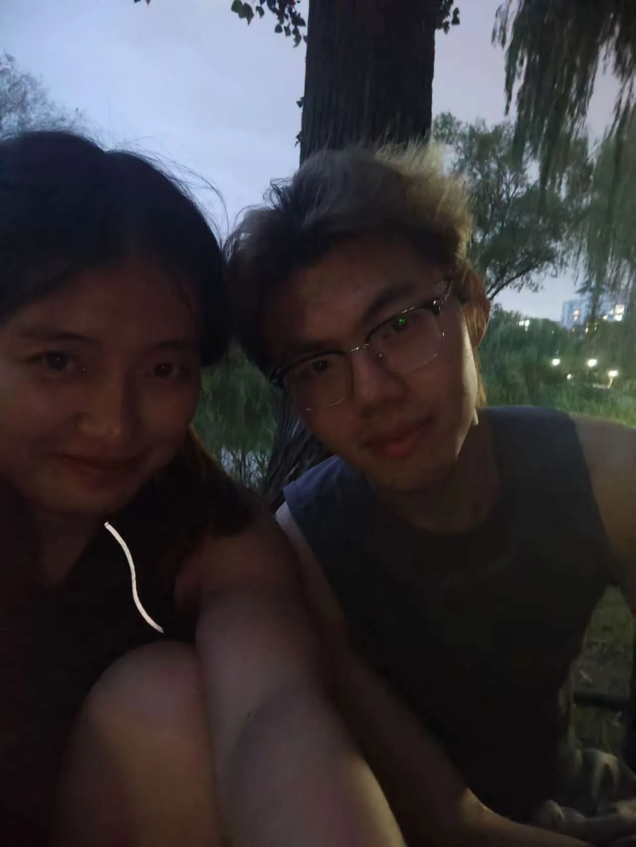A walk with a friend in Zizhuyuan Park